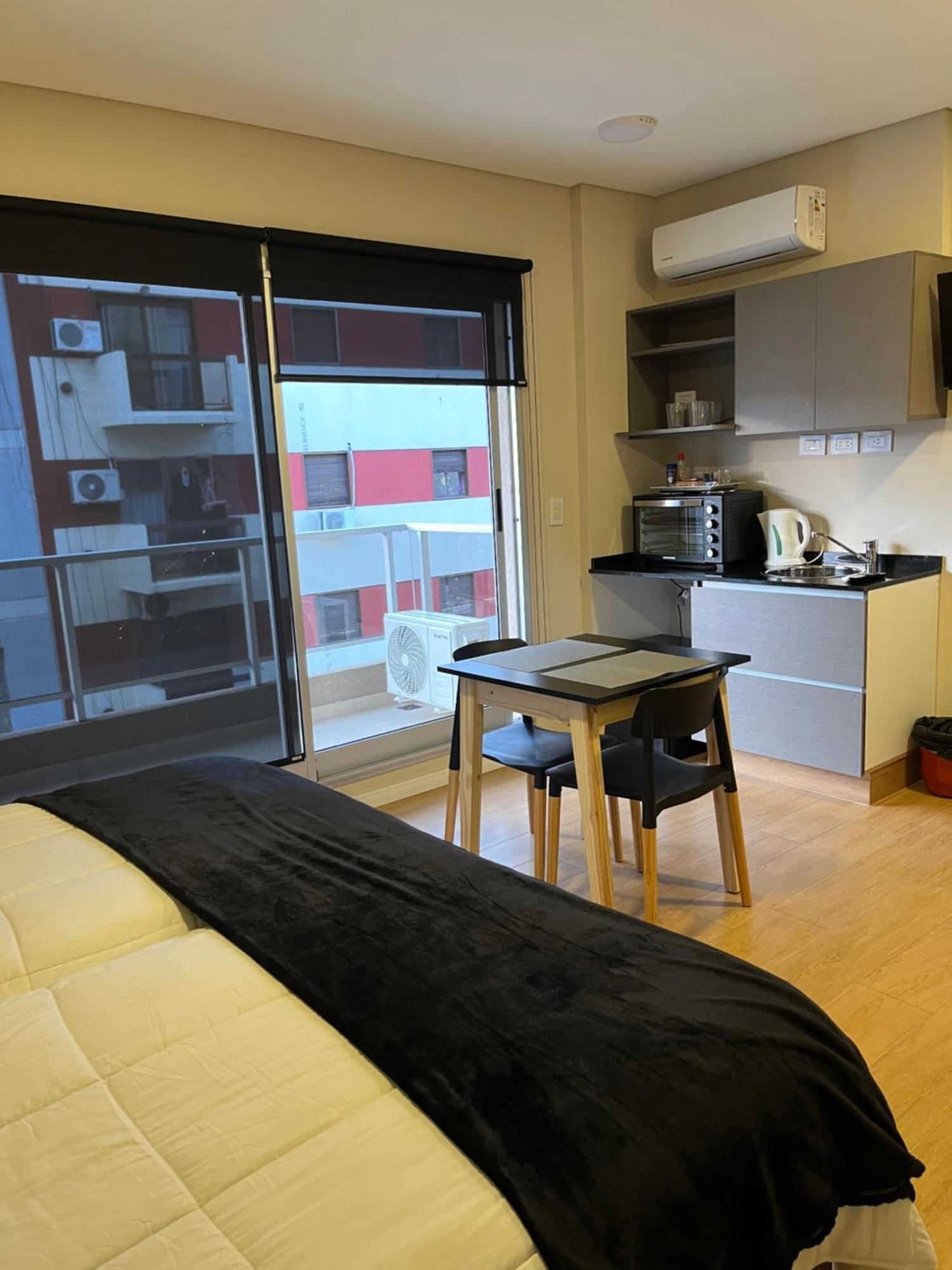 Apartamento 1-6 Monoambiente Capital, Amplio, Luminoso Y Acogedor